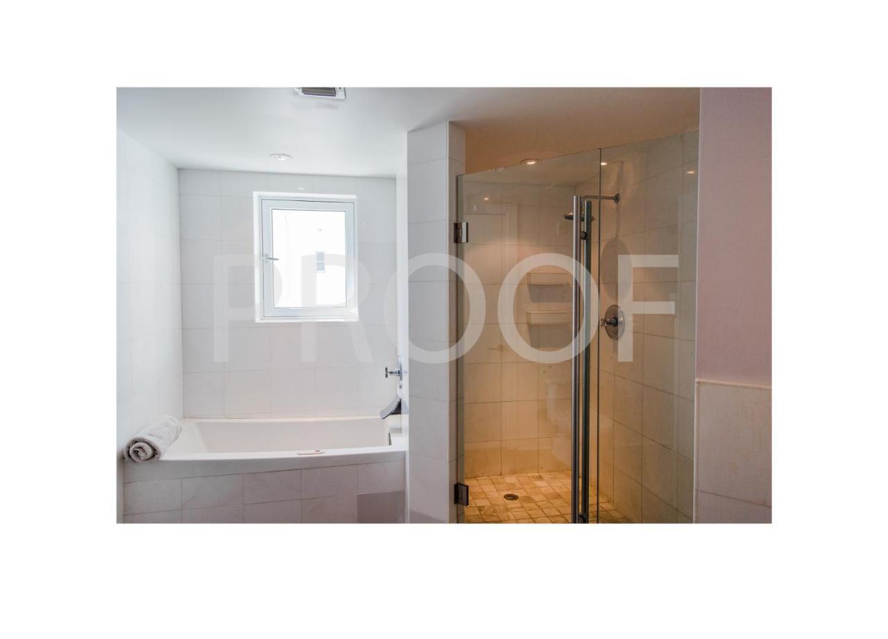 Ocean Five Condo Hotel Маями Бийч Екстериор снимка