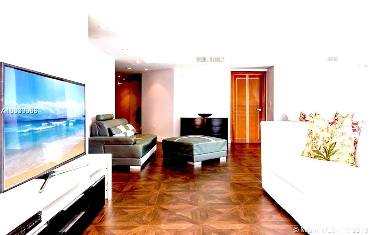 Ocean Five Condo Hotel Маями Бийч Екстериор снимка